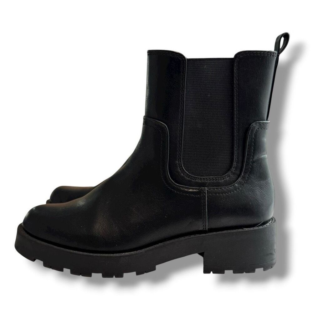 Old Navy Black Chunky Chelsea Boots Women’s Size 6